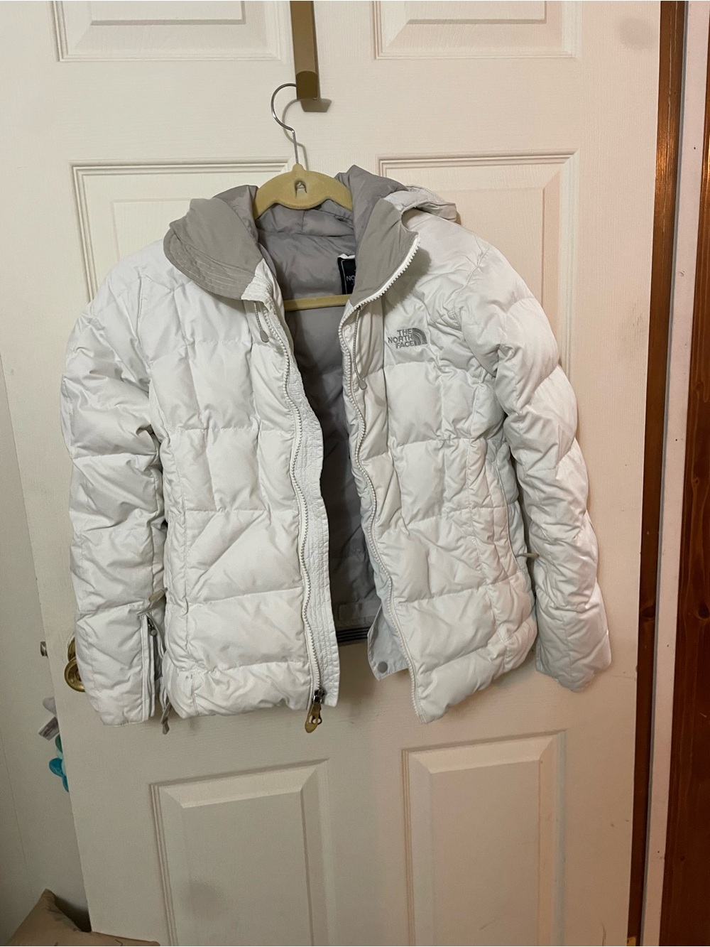 The North Face Women's White Down Snowboard Puffer Jacket